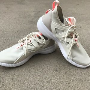 Reebok Cardio Motion Workout Shoes